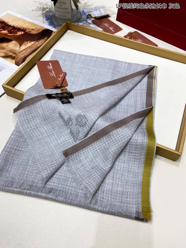 Loro Piana Scarf LPC00054